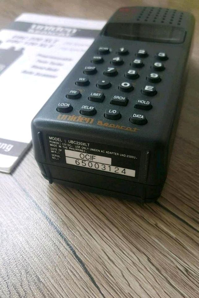 Uniden UBC220XLT AM/FM Funkscanner Scanner Empfänger in Duisburg