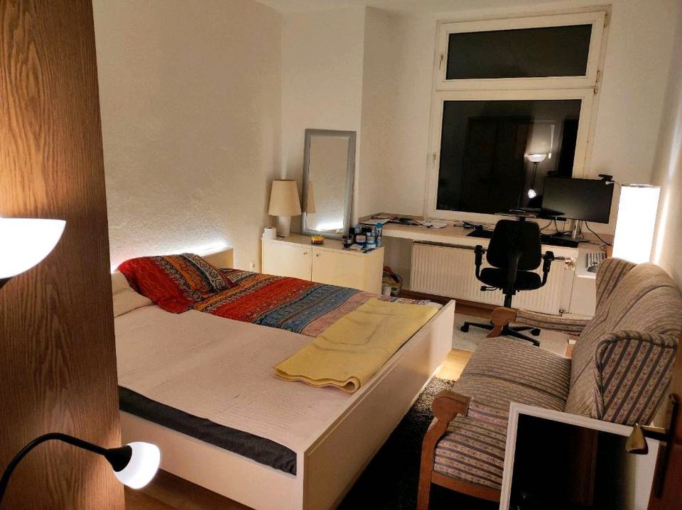 DU Rheinhausen:Mobiliert Zimmer in einer schönen 2 Zimmer Wohnung in Duisburg