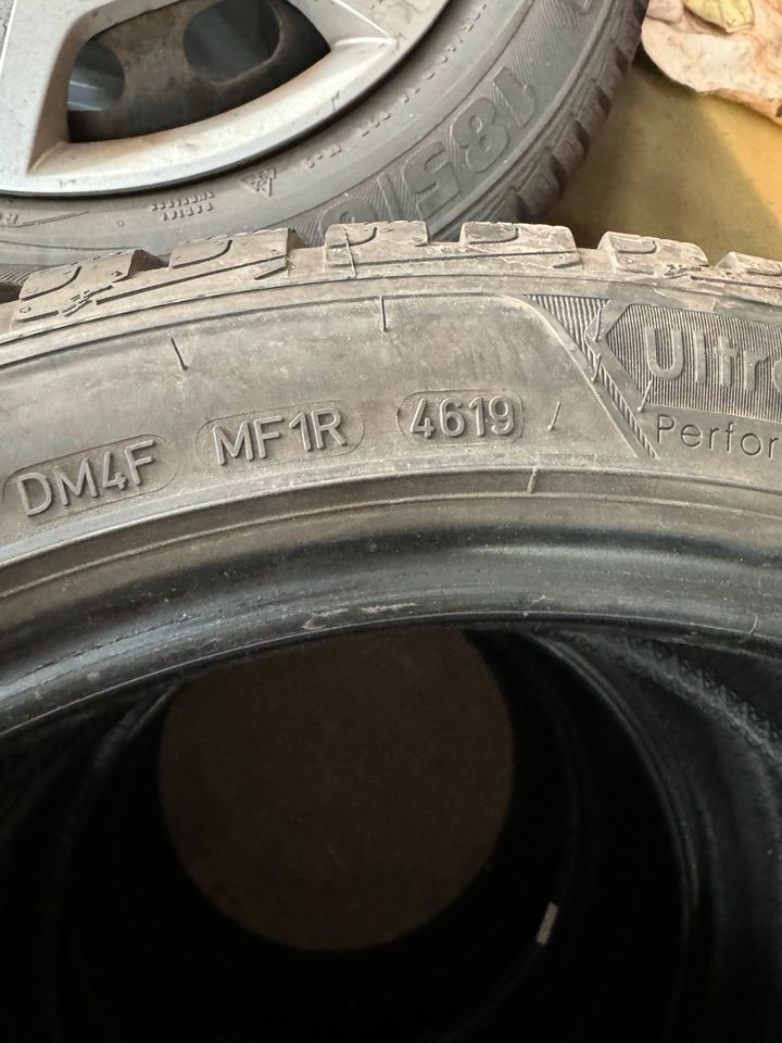 Goodyear Winterreifen 225/45R18 95v in Gallmersgarten