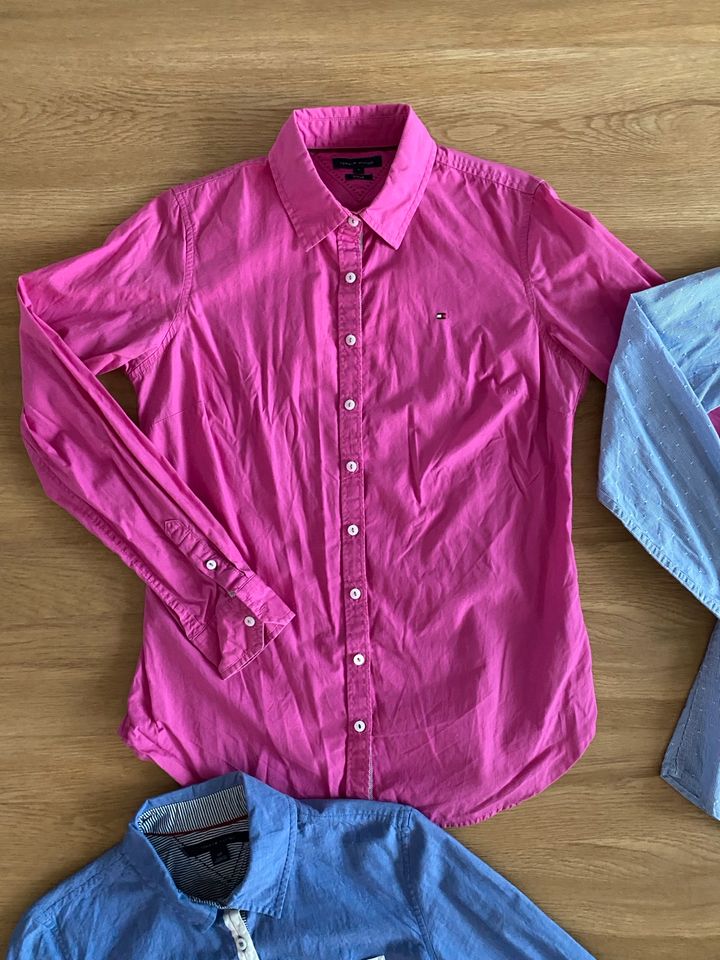 Tommy Hilfiger Bluse Gr. 6 36 S blau weiß pink in Bochum