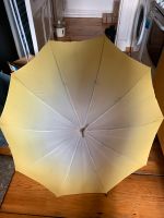 Antiker / Vintage gelber Regenschirm - ausgezeichneter Zustand Friedrichshain-Kreuzberg - Kreuzberg Vorschau