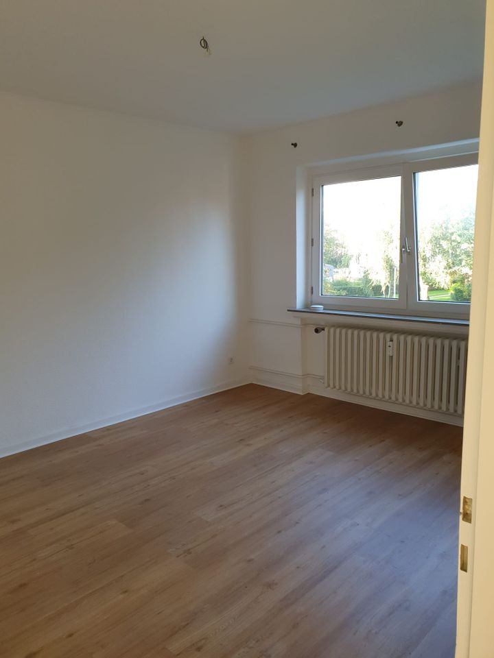 Gemütliche 3-Zimmer-Wohnung in der Kiefernweg mit Balkon in Flensburg