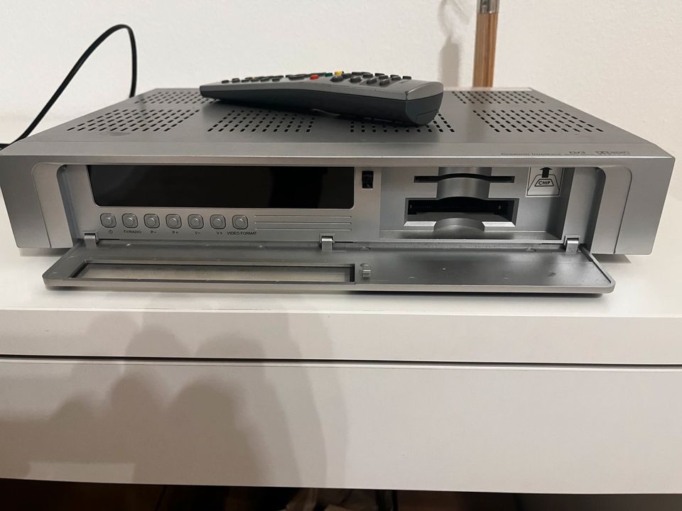 Humax PR HD 1000 Satelliten Receiver in Schöffengrund