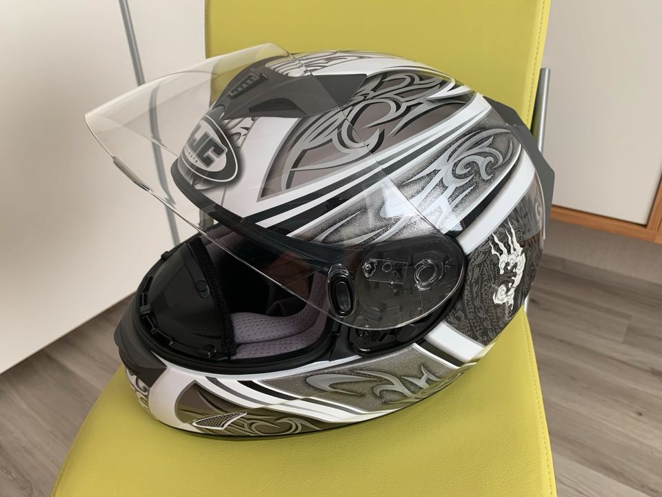 Motorradhelm in Leipzig