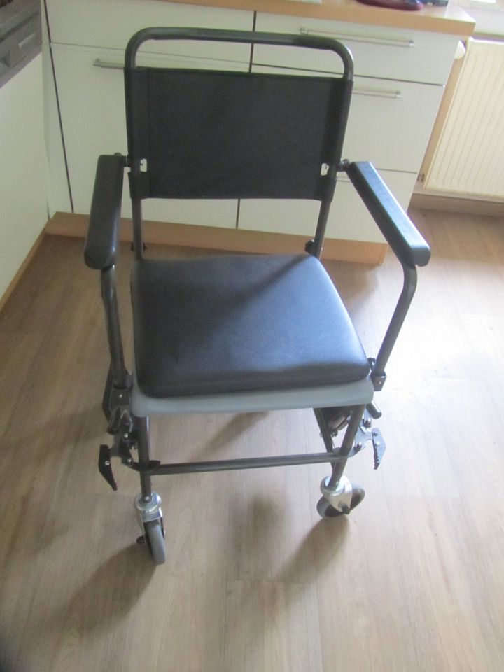 Bewegungsstuhl Invacare H720T. in Bad Soden-Salmünster