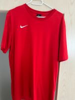 Nike T-Shirt Herren Kr. Altötting - Burghausen Vorschau