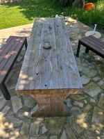 Gebrauchte Massiv Holz 2 Bänke und 1 Tisch an. Nordrhein-Westfalen - Herzebrock-Clarholz Vorschau