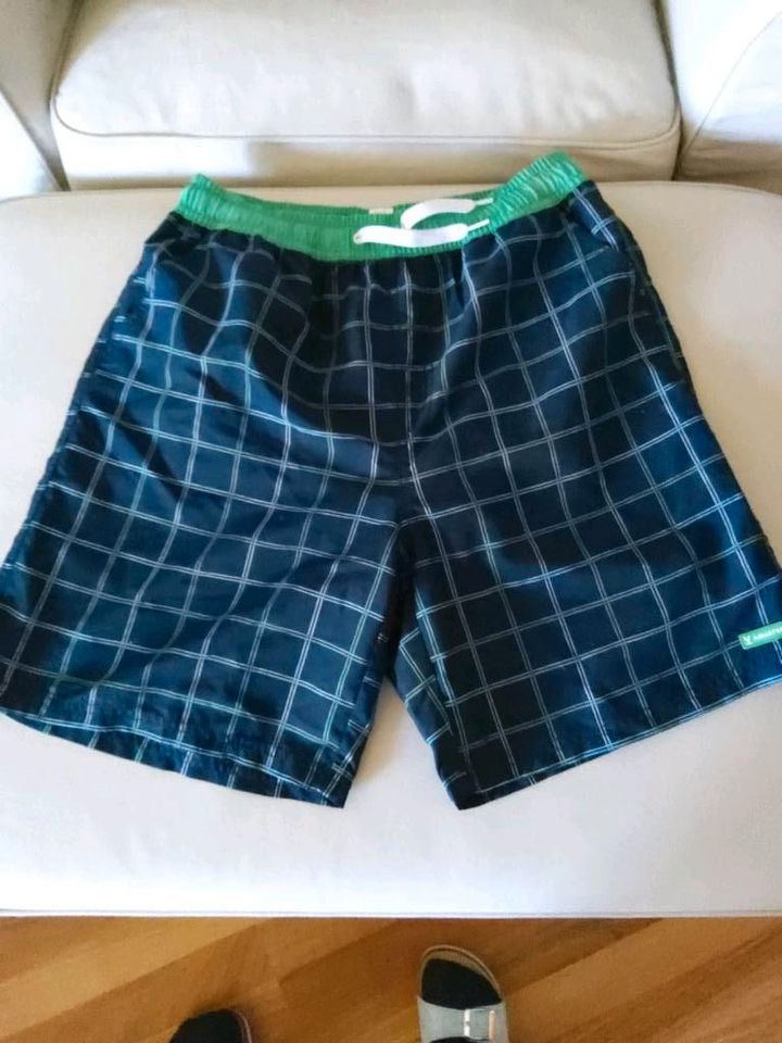 Badehose, Shorts blau/grün mit Taschen, Gr. M in Ense