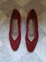 Absatzschuhe von Ara in rot Sachsen - Mülsen Vorschau