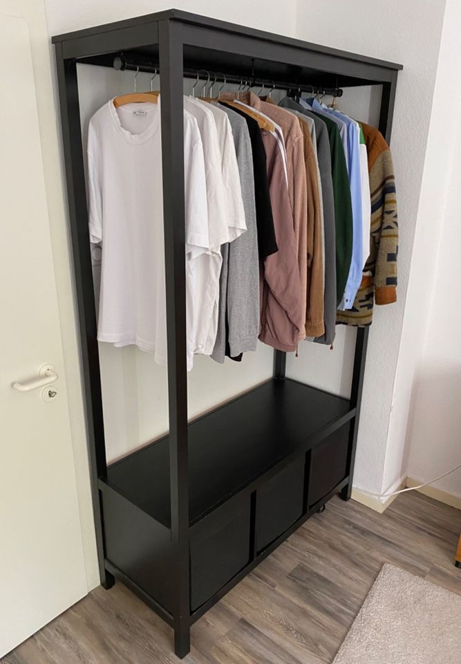 IKEA Hemnes Garderobe/Kleiderschrank offen schwarz in Köln