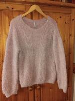 Flauschig Pulli Pullover Gr. S / M Damenpulli Schleswig-Holstein - Reinbek Vorschau