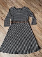 Kleid Gr. 40 v. comma, A-Linie, wie neu Kr. München - Hohenbrunn Vorschau
