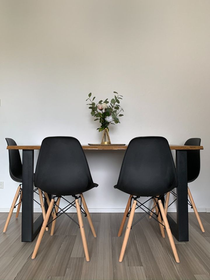 NEUE Designer Esstisch Stühle im 4er,6er Set schwarz weiß grau in Leipzig