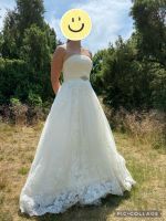 Wunderschönes Brautkleid „La Sposa“, Größe 36, Spanische Spitze Nordrhein-Westfalen - Oer-Erkenschwick Vorschau