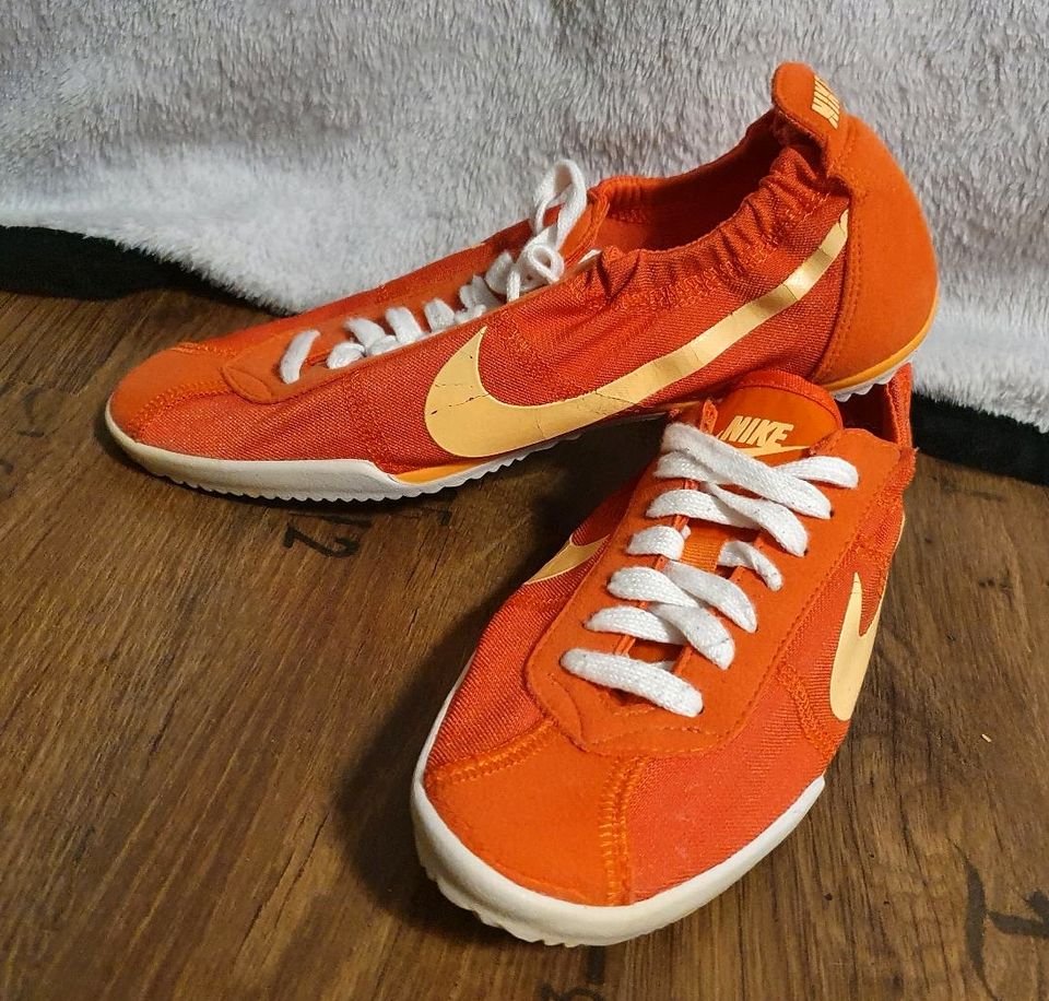 Nike Tenkay low Laufschuhe/Sneakers (429886-800) in Piding