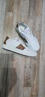 Sneaker von Guess Gr 39 Hamburg-Mitte - Finkenwerder Vorschau
