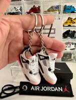 Mini Sneaker Air Jordan 4 Schlüsselanhänger Nordrhein-Westfalen - Krefeld Vorschau