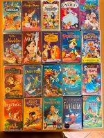 20 "Walt Disney Classics" VHS Kassetten in englischer Sprache Hessen - Usingen Vorschau