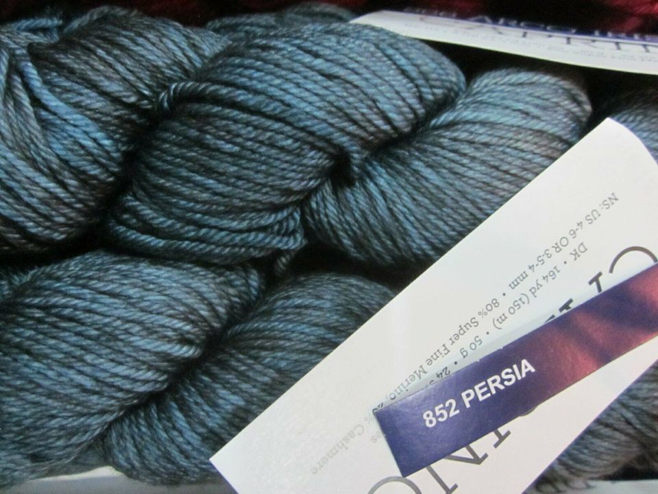 Wolle Malabrigo Caprino mit Kaschmir handgefärbt Fairtrade 50g in Kronberg im Taunus