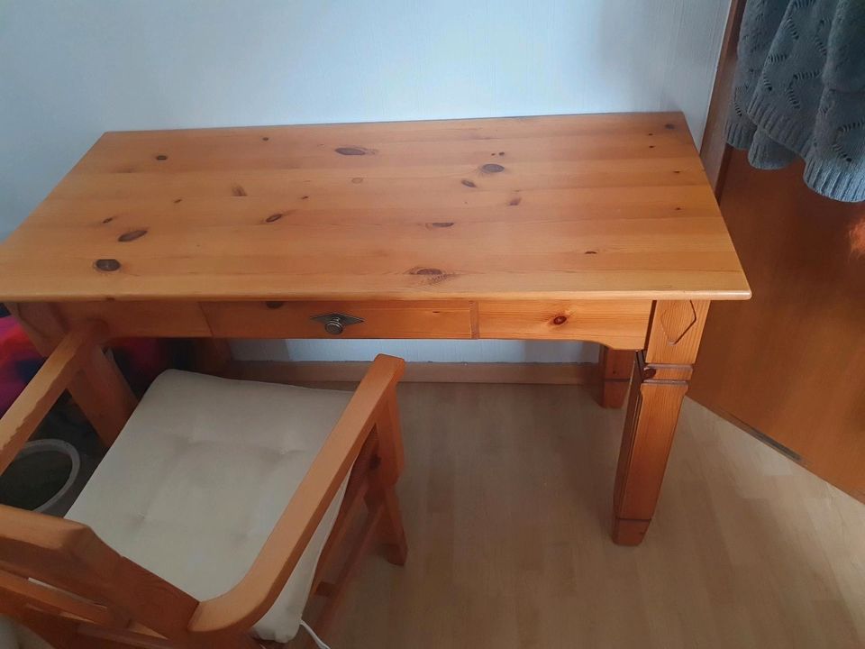 Schreibtisch Schreibtischstuhl Holz in Bonn