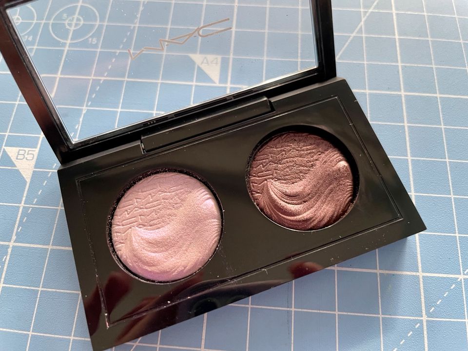 MAC Cosmetics, Duo Palette, extra Dimension Eyeshadow in München