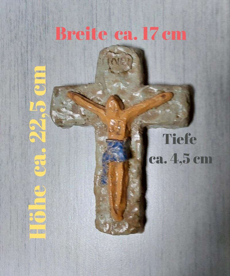 Kirchendekoration, christliches, religiösen Kreuz aus Ton in Marktzeuln