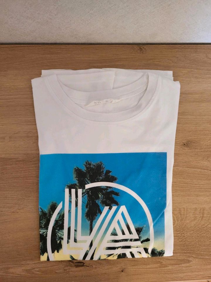 Print Tshirt von H&M EUR 158/164 in Bedburg