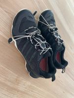 Adidas Outdoor Schuhe, Goretex Gr. 38,5 Bayern - Markt Schwaben Vorschau