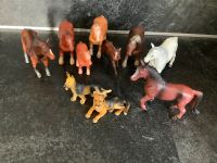 8 Pferde Bullyland plus 2 Hunde  Konvolut Nordrhein-Westfalen - Bocholt Vorschau