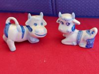 2 Stück blau weiss Keramik Cow Kuh Kühe Figuren Dekoration Mecklenburg-Vorpommern - Klein Rogahn Vorschau