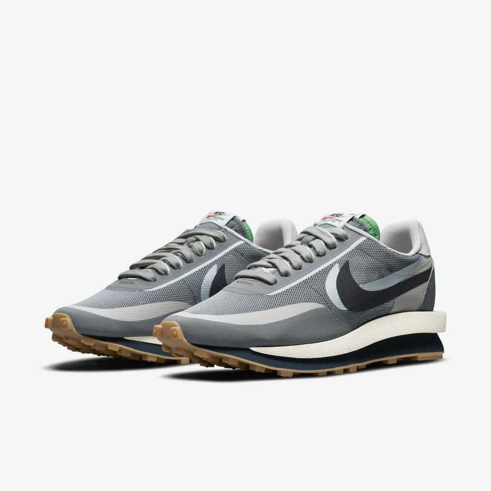 Nike LDWaffle x Sacai x CLOT Cool Grey/Obsidian 10 US / 44 EU in Berlin