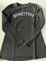 Schwarzes Langarmshirt von Benetton Gr 146/152 Niedersachsen - Grafhorst Vorschau