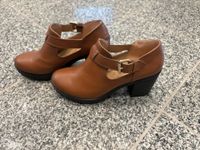 Neu Damenschuhe Stiefeletten Absatzschuhe Gold Braun Gr. 38 Rheinland-Pfalz - Wackernheim Vorschau