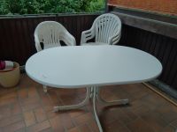 Großer ovaler Tisch mit 6 Stühlen aus Kunststoff Hannover - Misburg-Anderten Vorschau