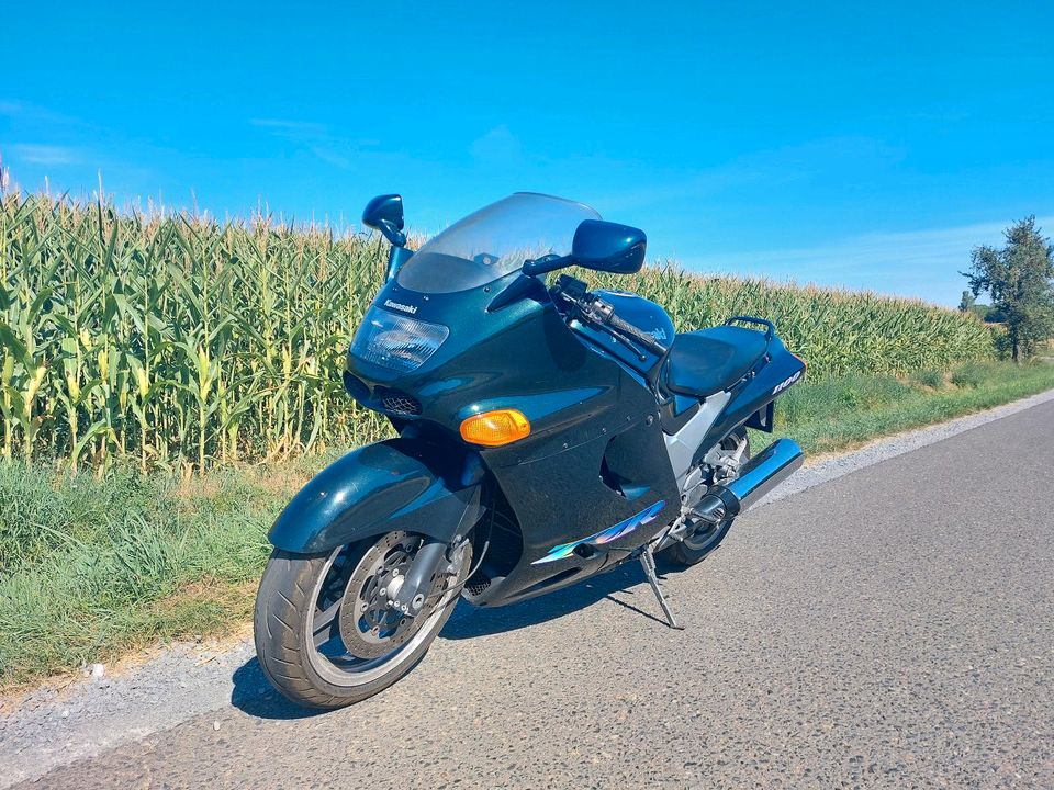 Kawasaki ZZR 1100 oldscool Powerbike in Großostheim