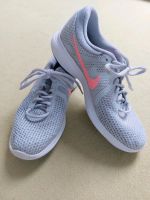 Nike Sportschuhe Gr. 36,5 Nordwestmecklenburg - Landkreis - Poel Vorschau