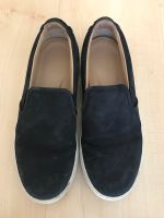 Massimo Dutti Slipper Veloursleder Größe 37 dunkelblau weiß Frankfurt am Main - Frankfurter Berg Vorschau