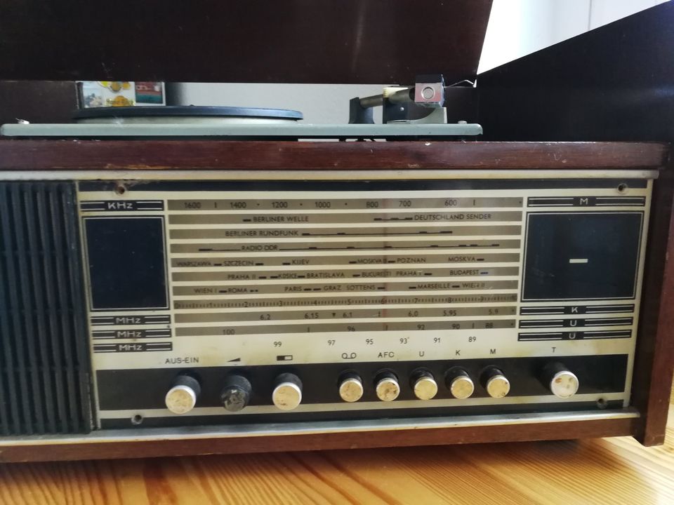 Phono Star/ PETER-Tonmöbel KG/ RADIO+PLATTENSPIELER/Vintage in Berlin