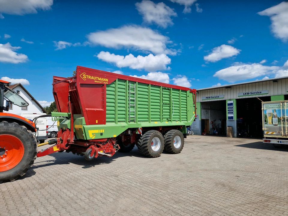 Strautmann Magnon CFS 8-410 Ladewagen Vorführer ca 110 Fuhren in Nittenau