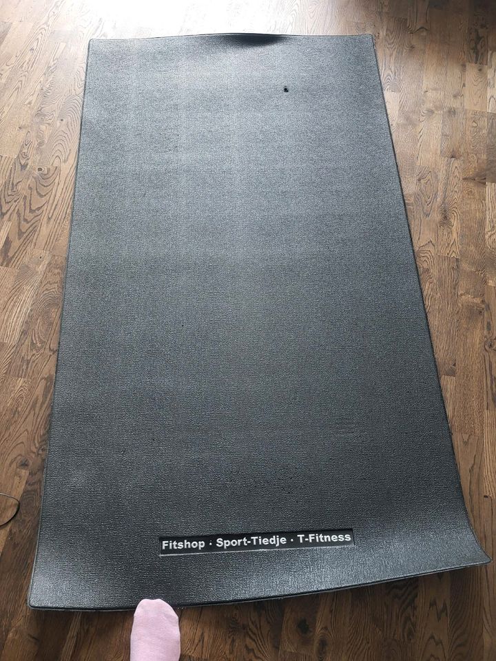 Bodenschutzmatte Fitnessmatte schwarz Sport Tiedje gebraucht in München