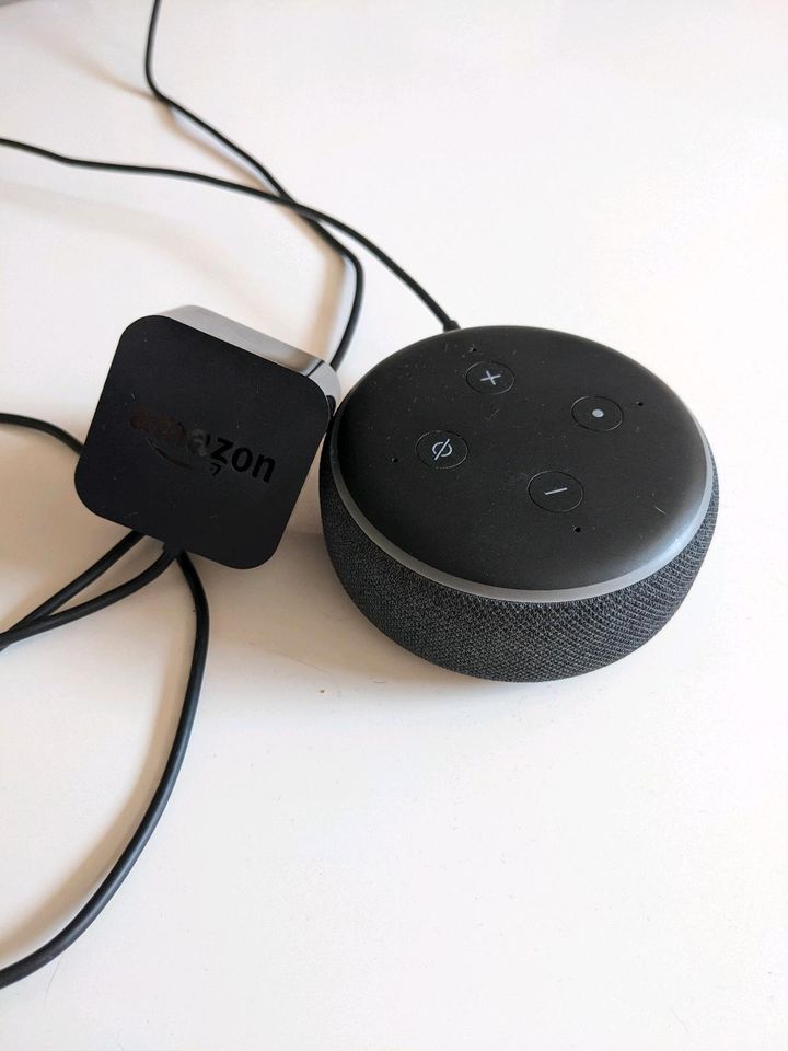 Amazon Alexa Echo Dot in Bensheim