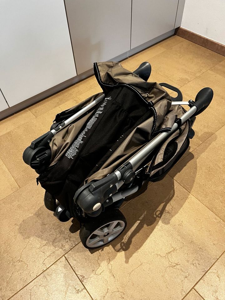 Kinderwagen Buggy tfk kompakt in Hiltpoltstein