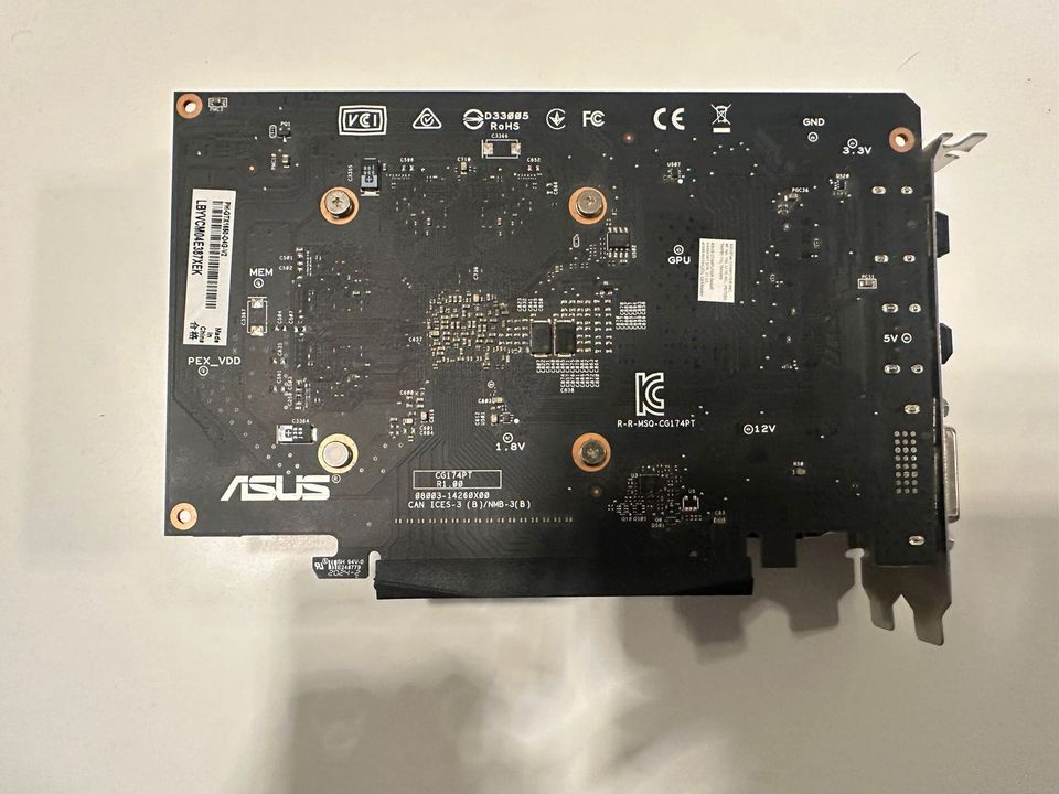 ASUS Phoenix GeForce GTX 1650 OC V2 4GB GDDR5 in Bevern (Holstein)