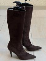 Damen Hugo Boss Stiefel High Heels Gr. 38 Berlin - Zehlendorf Vorschau