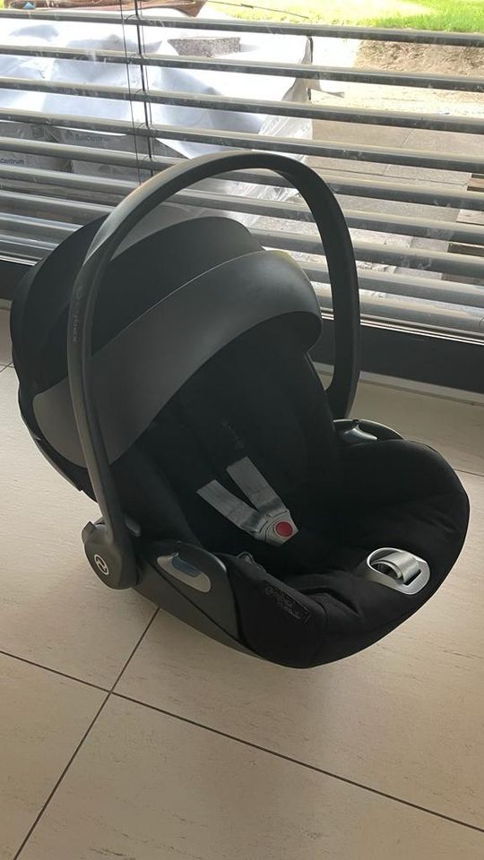 Cybex Babyschale / Autoschale / Kindersitz in Leipzig