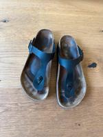 Gizeh Birkenstock Gr. 39 Schwarz Leder Sandalen Niedersachsen - Oldenburg Vorschau