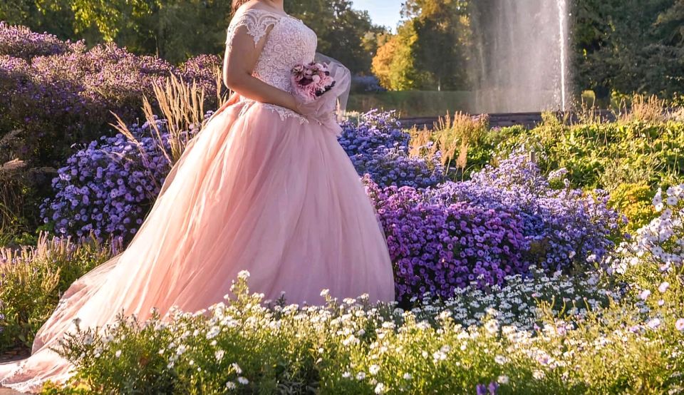 Ballkleid Hennakleid in Schorndorf