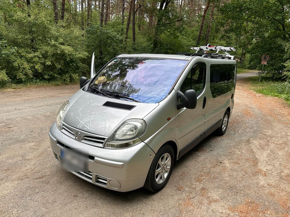 Vivaro Trafic Primastar 8 Sitzer Camper 2,5 cdi in Celle