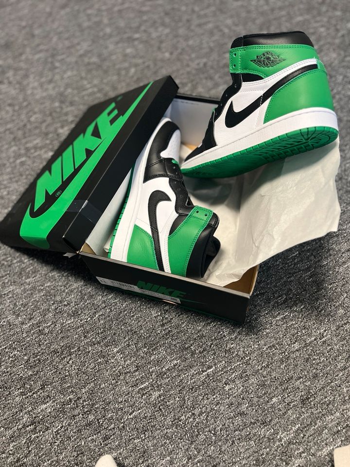 Nike Air Jordan 1 High OG Lucky Green - Gr. 40 / 7 in Senden