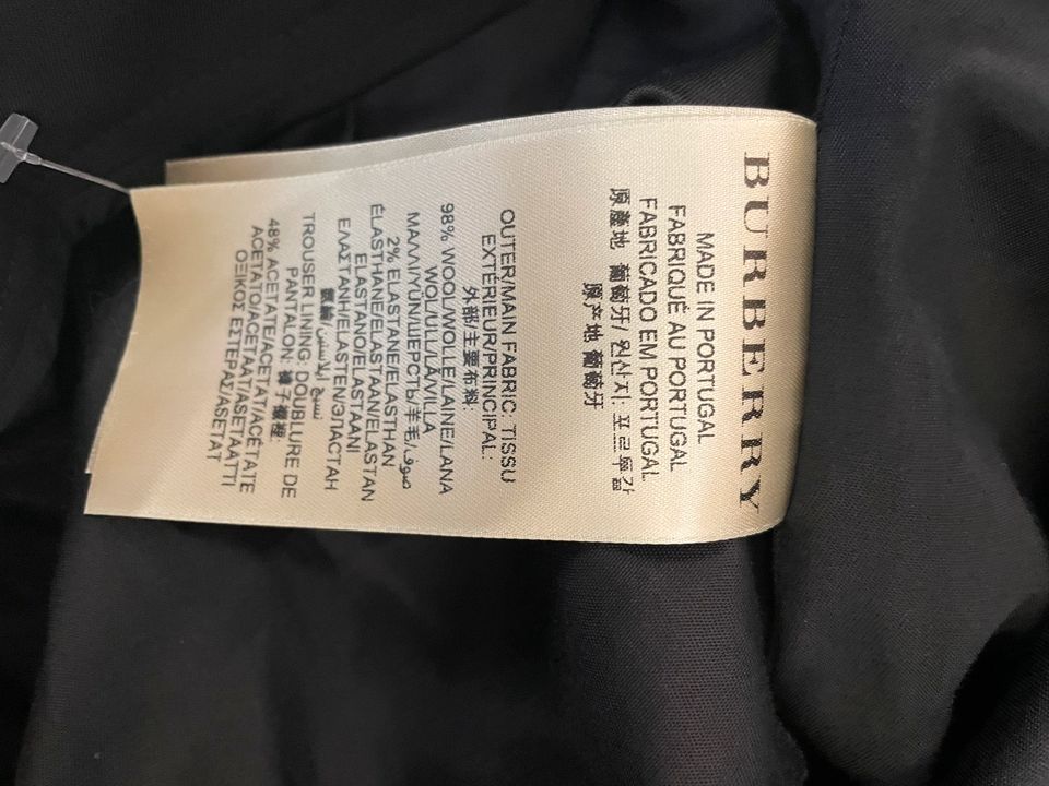 Burberry Stoffhose/Anzughose Damen in Niedernberg